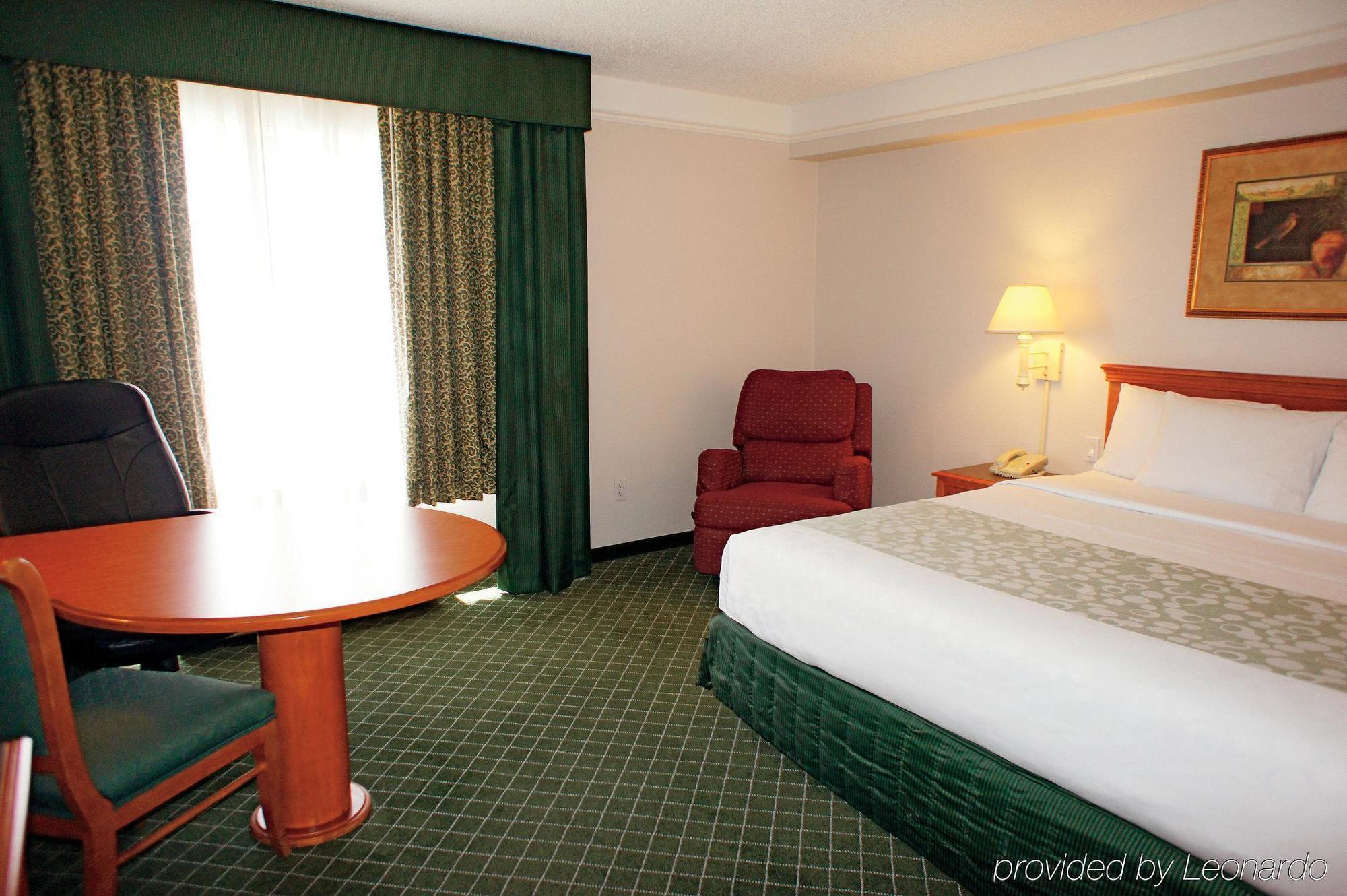 La Quinta By Wyndham Las Vegas Summerlin Tech Buitenkant foto